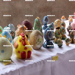 ΠΑΣΧΑΛΙΝΟ ΠΑΖΑΡΙ ΣΤΗ ΛΟΤΖΙΑ