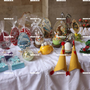 ΠΑΣΧΑΛΙΝΟ ΠΑΖΑΡΙ ΣΤΗ ΛΟΤΖΙΑ