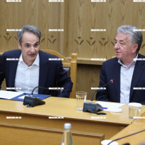 ΣΥΣΚΕΨΗ ΣΤΗ ΠΕΡΙΦΕΡΕΙΑ ΓΙΑ ΤΗΝ ΛΕΙΨΥΔΡΙΑ ΣΤΗΝ ΚΡΗΤΗ ΠΑΡΟΥΣΙΑ ΜΗΤΣΟΤΑΚΗ
