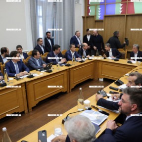 ΣΥΣΚΕΨΗ ΣΤΗ ΠΕΡΙΦΕΡΕΙΑ ΓΙΑ ΤΗΝ ΛΕΙΨΥΔΡΙΑ ΣΤΗΝ ΚΡΗΤΗ ΠΑΡΟΥΣΙΑ ΜΗΤΣΟΤΑΚΗ