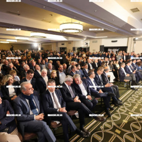 ΝΕΑ ΔΗΜΟΚΡΑΤΙΑ ΠΡΟΣΥΝΕΔΡΙΟ