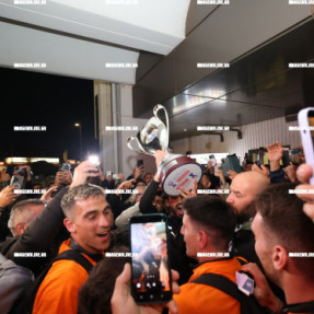 ΑΦΙΞΗ ΟΜΑΔΑΣ ΟΦΗ ΣΤΟ ΑΕΡΟΔΡΟΜΙΟ