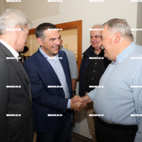 ΣΥΝΑΝΤΗΣΗ ΚΑΛΟΚΑΙΡΙΝΟΥ ΜΕ ΤΣΙΠΡΑ ΣΤΗΝ ΛΟΤΖΙΑ