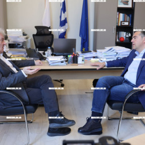 ΣΥΝΑΝΤΗΣΗ ΚΑΛΟΚΑΙΡΙΝΟΥ ΜΕ ΤΣΙΠΡΑ ΣΤΗΝ ΛΟΤΖΙΑ