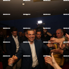 ΠΑΡΟΥΣΙΑΣΗ ΒΙΒΛΙΟΥ ΑΛΕΞΗ ΤΣΙΠΡΑ