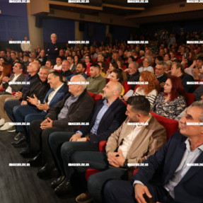 ΠΑΡΟΥΣΙΑΣΗ ΒΙΒΛΙΟΥ ΑΛΕΞΗ ΤΣΙΠΡΑ