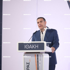 ΠΑΡΟΥΣΙΑΣΗ ΒΙΒΛΙΟΥ ΑΛΕΞΗ ΤΣΙΠΡΑ