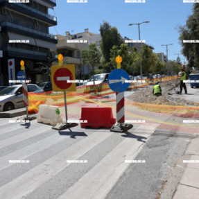 ΕΡΓΑ ΣΤΗΝ ΔΗΜΟΚΡΑΤΙΑΣ