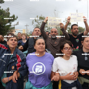 ΣΤΟ ΑΕΡΟΔΡΟΜΙΟ Η ΑΠΟΣΤΟΛΗ Global Sumud Flotilla