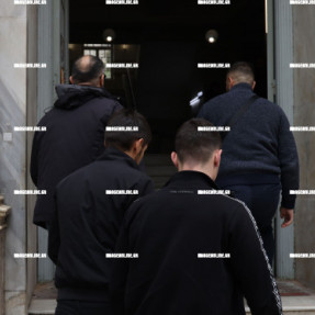 στα ΔΙΚΑΣΤΗΡΙΑ ΟΙ ΔΥΟ ΝΕΑΡΟΙ ΓΙΑ ΤΗΝ ΣΥΜΠΛΟΚΗ ΣΕ ΜΠΑΡ