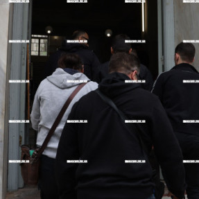 στα ΔΙΚΑΣΤΗΡΙΑ ΟΙ ΔΥΟ ΝΕΑΡΟΙ ΓΙΑ ΤΗΝ ΣΥΜΠΛΟΚΗ ΣΕ ΜΠΑΡ