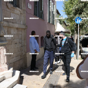 ΣΤΑ ΔΙΚΑΣΤΗΡΙΑ ΟΙ ΔΙΑΚΙΝΗΤΕΣ ΜΕΤΑΝΑΣΤΩΝ