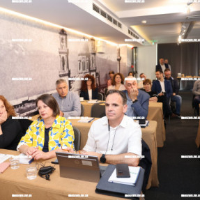 ΠΕΡΙΦΕΡΕΙΑΚΗ ΣΥΝΕΔΡΙΑΣΗ ΓΙΑ ΧΩΡΙΚΕΣ ΕΠΕΝΔΥΣΕΙΣ ΣΤΟ IBIS