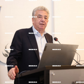 ΥΠΟΓΡΑΦΗ ΣΥΜΦΩΝΟΥ ΣΥΝΕΡΓΑΣΙΑΣ ΠΕΡΙΦΕΡΕΙΑΣ ΚΑΙ ΤΟ ΧΑΜΟΓΕΛΟ ΤΟΥ ΠΑΙΔΙΟΥ