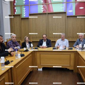 ΥΠΟΓΡΑΦΗ ΣΥΜΒΑΣΗΣ ΣΤΗΝ ΠΕΡΙΦΕΡΕΙΑ