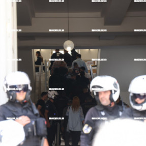 ΣΤΑ ΔΙΚΑΣΤΗΡΙΑ ΟΙ ΔΥΟ ΕΓΚΛΗΜΑΤΙΚΕΣ ΟΜΑΔΕΣ