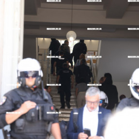 ΣΤΑ ΔΙΚΑΣΤΗΡΙΑ ΟΙ ΔΥΟ ΕΓΚΛΗΜΑΤΙΚΕΣ ΟΜΑΔΕΣ