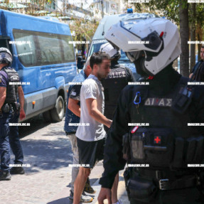ΣΤΑ ΔΙΚΑΣΤΗΡΙΑ ΟΙ ΔΥΟ ΕΓΚΛΗΜΑΤΙΚΕΣ ΟΜΑΔΕΣ