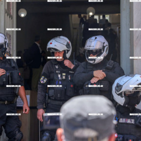ΣΤΑ ΔΙΚΑΣΤΗΡΙΑ ΟΙ ΔΥΟ ΕΓΚΛΗΜΑΤΙΚΕΣ ΟΜΑΔΕΣ