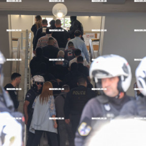 ΣΤΑ ΔΙΚΑΣΤΗΡΙΑ ΟΙ ΔΥΟ ΕΓΚΛΗΜΑΤΙΚΕΣ ΟΜΑΔΕΣ