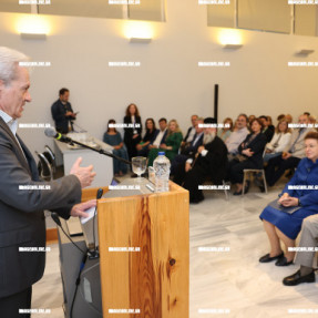 ΕΓΚΑΙΝΙΑ ΤΗΣ ΕΚΘΕΣΗΣ ΦΩΤΟΓΡΑΦΙΑΣ ΑΠΟ ΤΗΝ ΣΥΛΛΟΓΗ ΚΡΑΣΑΚΗ