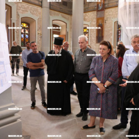 Η ΛΙΝΑ ΜΕΝΔΩΝΗ ΣΤΟΝ ΑΓΙΟ ΜΗΝΑ