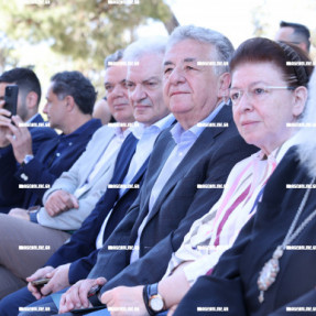 Η ΛΙΝΑ ΜΕΝΔΩΝΗ ΣΤΗΝ ΚΝΩΣΣΟ