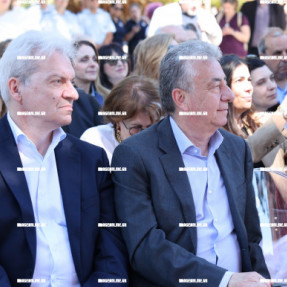 Η ΛΙΝΑ ΜΕΝΔΩΝΗ ΣΤΗΝ ΚΝΩΣΣΟ