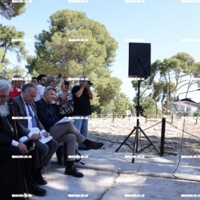 Η ΛΙΝΑ ΜΕΝΔΩΝΗ ΣΤΗΝ ΚΝΩΣΣΟ