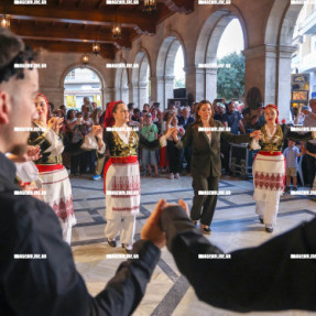ΕΚΔΗΛΩΣΗ ΣΤΗ ΛΟΤΖΙΑ ΜΕ ΤΗΝ ΟΛΓΑ ΚΕΦΑΛΟΓΙΑΝΝΗ