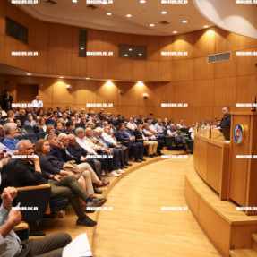 ΕΚΔΗΛΩΣΗ ΜΕ ΤΟΝ ΑΝΤΩΝΗ ΣΑΜΑΡΑ ΣΤΟ ΕΠΙΜΕΛΗΤΗΡΙΟ