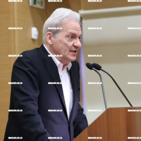 ΒΡΑΒΕΙΟ ΔΗΜΟΥ ΗΡΑΚΛΕΙΟΥ ΝΙΚΟΣ ΚΑΖΑΝΤΖΑΚΗΣ