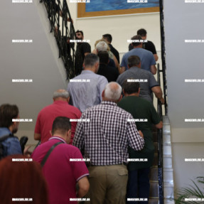ΔΙΑΜΑΡΤΥΡΙΑ ΣΤΗΝ ΠΕΡΙΦΕΡΕΙΑ ΓΙΑ ΤΗΝ ΔΟΜΗ ΜΕΤΑΝΑΣΤΩΝ