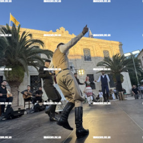 ΜΟΥΣΙΚΟΧΟΡΕΥΤΙΚΗ ΒΡΑΔΙΑ ΓΙΑ ΤΑ 60 ΧΡΟΝΙΑ ΕΠΑΝΑΚΟΜΙΔΗΣ ΤΗΣ ΤΙΜΙΑΣ ΚΑΡΑΣ ΤΟΥ ΑΓΙΟΥ ΤΙΤΟΥ