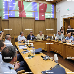 ΣΥΣΚΕΨΗ ΣΤΗΝ ΠΕΡΙΦΕΡΕΙΑ ΠΑΡΟΥΣΙΑ ΤΑΧΙΑΟΥ