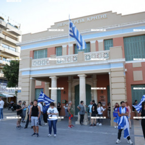 ΔΙΑΜΑΡΤΥΡΙΑ ΓΙΑ ΤΗΝ ΔΟΜΗ ΜΕΤΑΝΑΣΤΩΝ ΣΤΗΝ ΠΛΑΤΕΙΑ ΕΛΕΥΘΕΡΙΑΣ