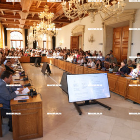 ΔΙΑΜΑΡΤΥΡΙΑ ΣΤΟ ΔΗΜΟΤΙΚΌ ΣΥΜΒΟΎΛΙΟ ΓΙΑ ΤΗ ΔΟΜΉ ΜΕΤΑΝΑΣΤΩΝ