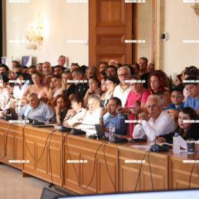 ΔΙΑΜΑΡΤΥΡΙΑ ΣΤΟ ΔΗΜΟΤΙΚΌ ΣΥΜΒΟΎΛΙΟ ΓΙΑ ΤΗ ΔΟΜΉ ΜΕΤΑΝΑΣΤΩΝ