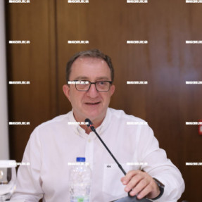 ΑΝΑΔΕΙΞΗ ΝΕΟΥ ΠΡΟΕΔΡΟΥ ΣΤΟ ΠΕΡΙΦΕΡΕΙΑΚΟ ΣΥΜΒΟΥΛΕΙΟ