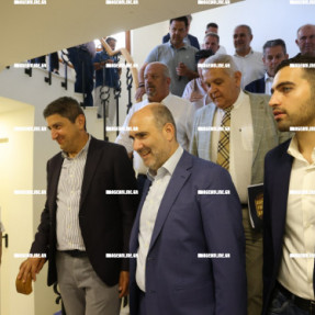 Συνάντηση του Υφυπουργού Οιοινομικών Δημήτρη Μαρκοπούλου με εκπροσώπους παραγωγικών φορέων στο Επιμελητήριο Ηρακλείου