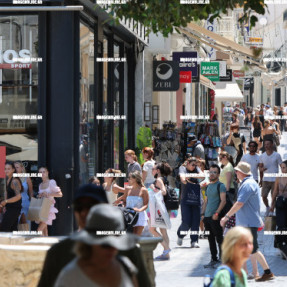 ΠΡΩΤΗ ΜΕΡΑ ΕΚΠΤΩΣΕΙΣ