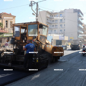 ΑΣΦΑΛΤΟΣΤΡΩΣΗ ΣΤΗΝ ΟΔΟ ΜΗΤΣΟΤΑΚΗ