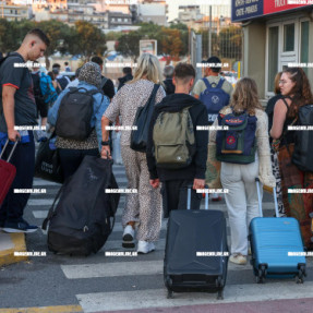ΑΦΙΞΗ ΜΙΝΩΙΚΩΝ ΓΡΑΜΜΩΝ ΣΤΟ ΛΙΜΑΝΙ ΤΟΥ ΗΡΑΚΛΕΙΟΥ