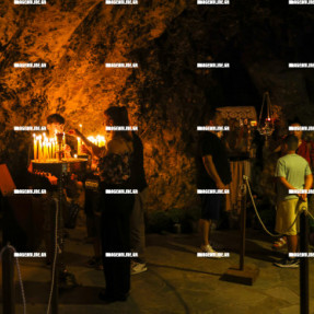 ΔΕΚΑΠΕΝΤΑΥΓΟΥΣΤΟΣ ΜΟΝΗ ΦΑΝΕΡΩΜΕΝΗΣ ΙΕΡΑΠΕΤΡΑΣ