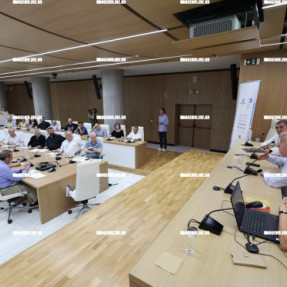 ΣΥΣΚΕΨΗ ΜΕ ΔΗΜΑΡΧΟΥΣ ΣΤΟ ΝΕΟ ΚΤΙΡΙΟ ΤΗΣ ΠΕΡΙΦΕΡΕΙΑΣ