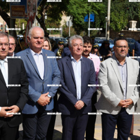 ΚΑΤΑΘΕΣΗ ΣΤΕΦΑΝΩΝ ΣΤΟ ΜΝΗΜΕΙΟ ΜΙΚΡΑΣΙΑΤΩΝ