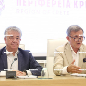 ΣΥΣΚΕΨΗ ΕΡΓΑΣΙΑΣ ΠΑΡΟΥΣΙΑ ΤΟΥ ΔΙΕΥΘΥΝΤΗ ΕΥΡΩΠΑΙΚΗΣ ΕΠΙΤΡΟΠΗΣ ΜΕ ΦΟΡΕΙΣ ΣΤΗΝ ΠΕΡΙΦΕΡΕΙΑ