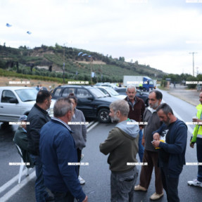 ΚΛΕΙΣΙΜΟ ΔΡΟΜΟΥ ΕΞΩ ΑΠΟ ΤΟ ΠΡΩΗΝ ΕΡΓΟΣΤΑΣΙΟ ΣΚΟΥΛΟΥΔΗ