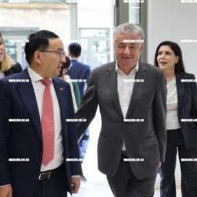 ΕΠΙΣΚΕΨΗ ΚΙΝΕΖΟΥ ΠΡΕΣΒΗ ΣΤΗΝ ΠΕΡΙΦΕΡΕΙΑ