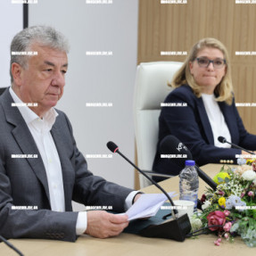 ΕΠΙΣΚΕΨΗ ΚΙΝΕΖΟΥ ΠΡΕΣΒΗ ΣΤΗΝ ΠΕΡΙΦΕΡΕΙΑ
